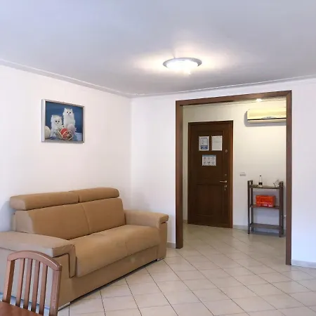 Aunty Dora Apartment Mântua