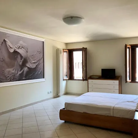 Aunty Dora Apartment
