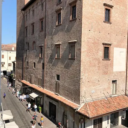 Apartment Aunty Dora Apartment Mantova